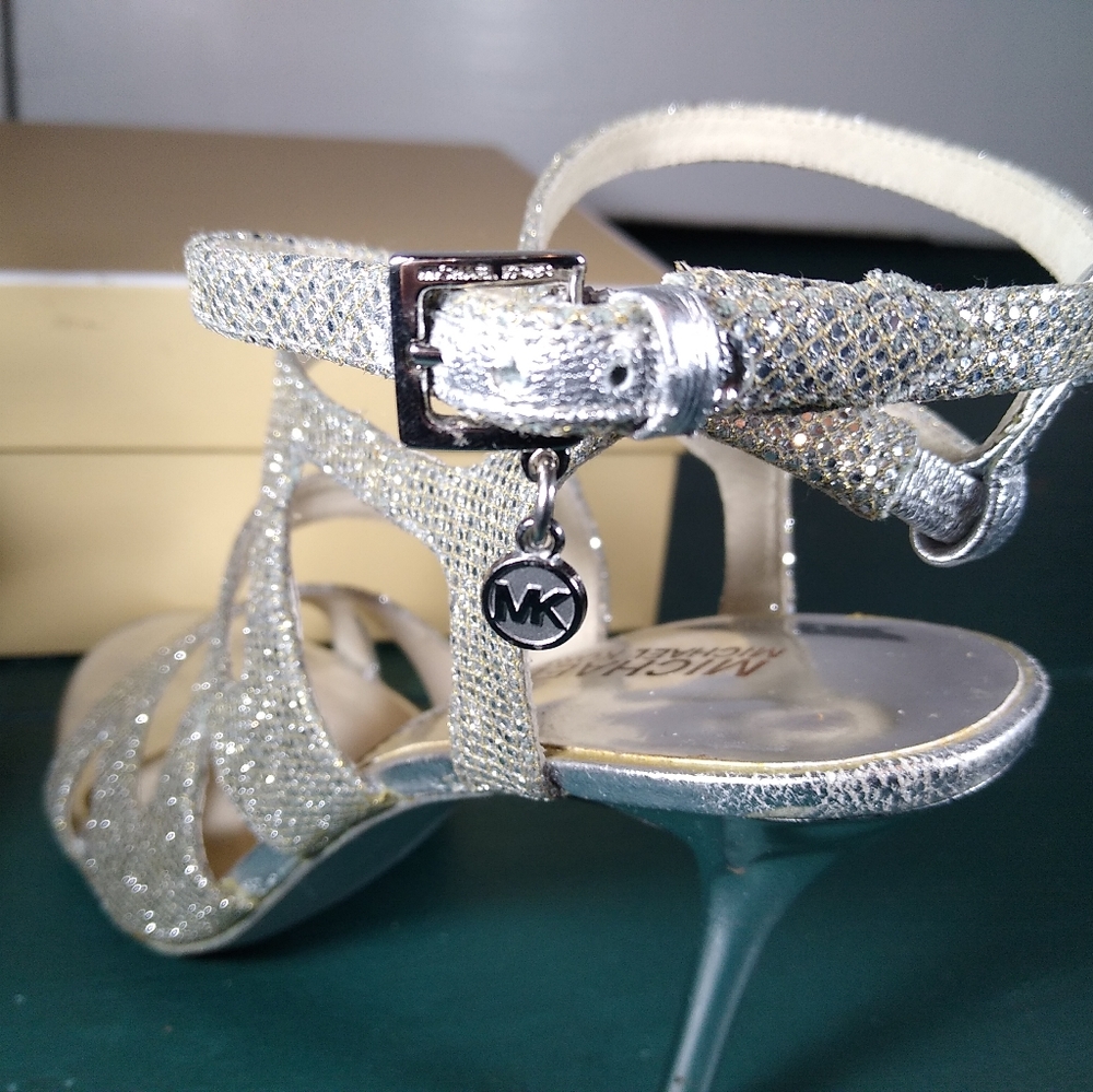 MICHAEL KORS Silver Glitter Yvonne Ankle Strap Heels - Picture 5 of 9